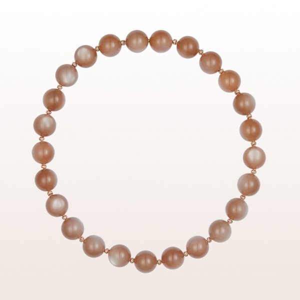 Necklace with brown moonstone, brown brilliant cut diamonds and an 18kt rose gold clasp
