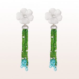 Earrings with rock crystals blossoms, brilliants, apatite and diopside in 18kt white gold