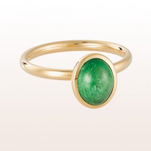 Collection ring with tsavorite-cabochon 2,00ct in 18kt yellow gold