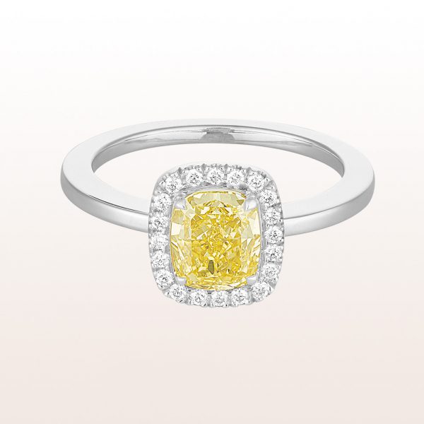Ring with fancy yellow cushion diamonds 1,43ct and brilliant cut diamonds 0,16ct in 18kt white gold