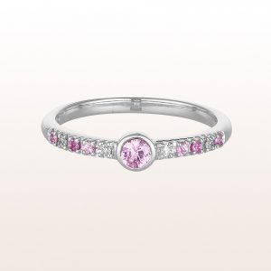 Ring with pink sapphire 0,22ct and brilliants 0,04ct in 18kt white gold
