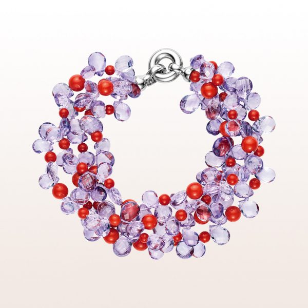 Bracelet with amethyst, coral and a silver clasp