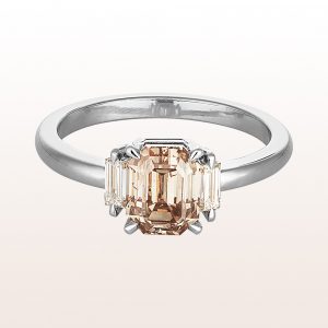 Ring mit fancy brown Diamant 2,03ct und Baguette-Diamanten 0,21ct in 18kt Weißgold